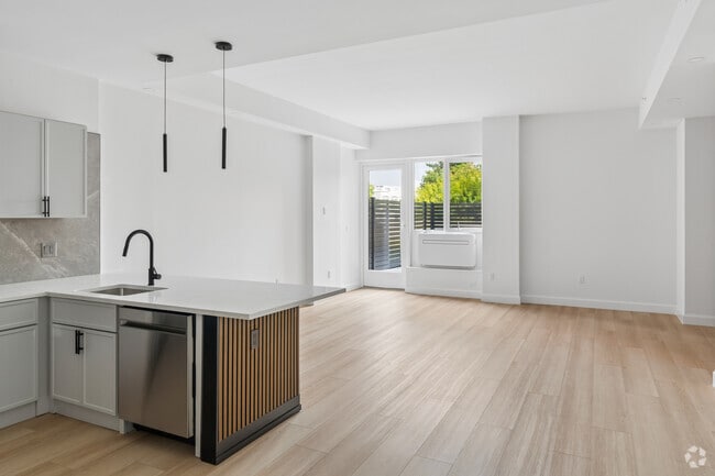2BR, 1BA - 1,056SF - Living Room