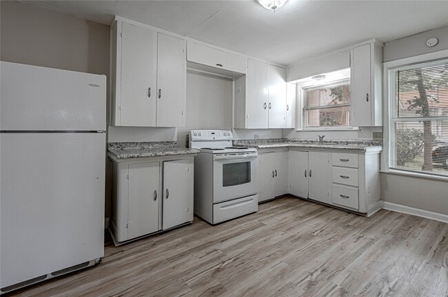 Photo - 1312 16th St