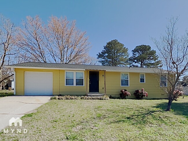 Building Photo - 1020 McDaniel Mill Rd SW