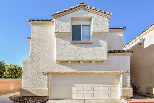 Building Photo - 2501 Lady Elizabeth Ct