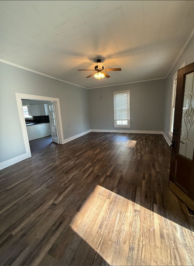 Photo - 251 Commerce St