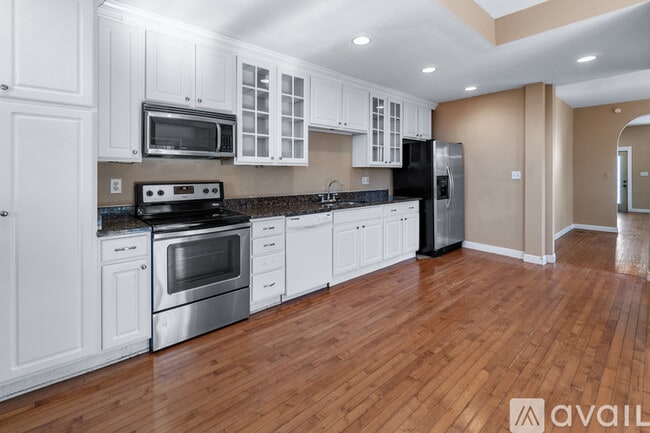 Photo - 6643 Jefferson Blvd Unit Apt. B
