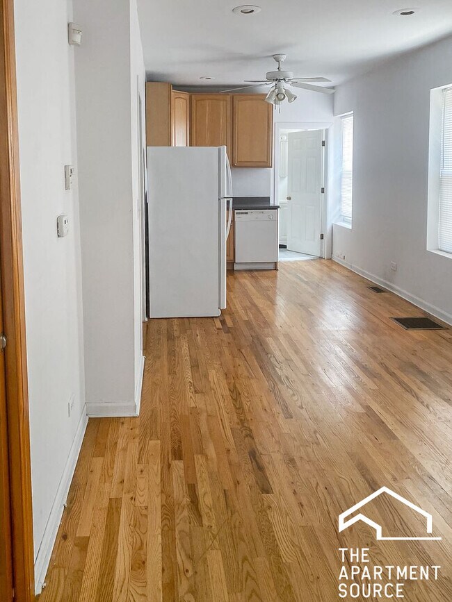 Photo - 2315 N Southport Ave Unidad CH1