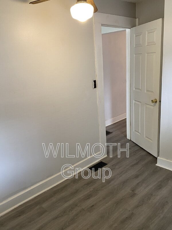 Photo - 1221 N Oxford St