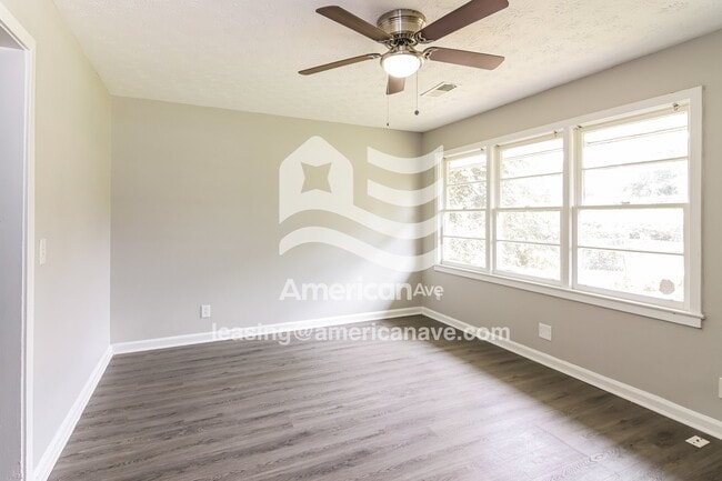 Photo - 1627 Celia Dr