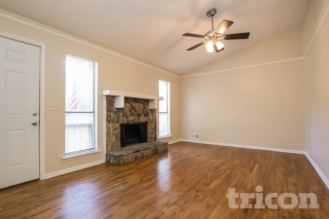 Photo - 4063 Tanglewood Rd