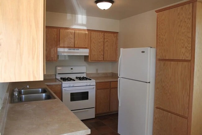 Photo - 530 Rio Pecos Rd Unit 4