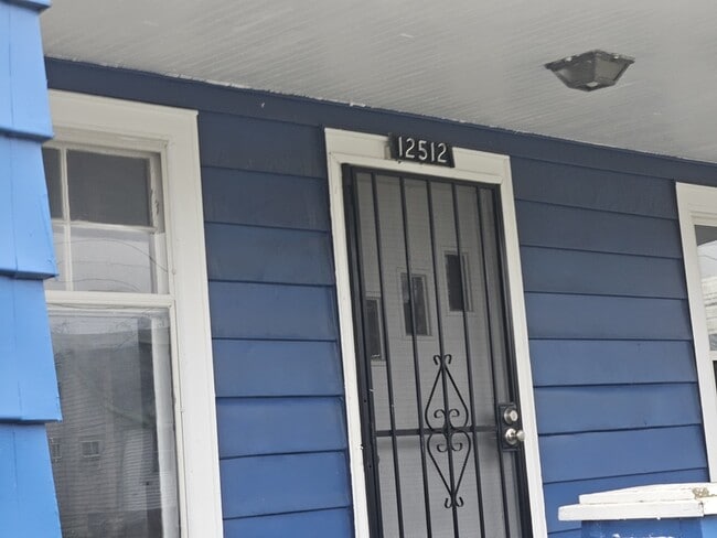 Photo - 12512 Revere Ave