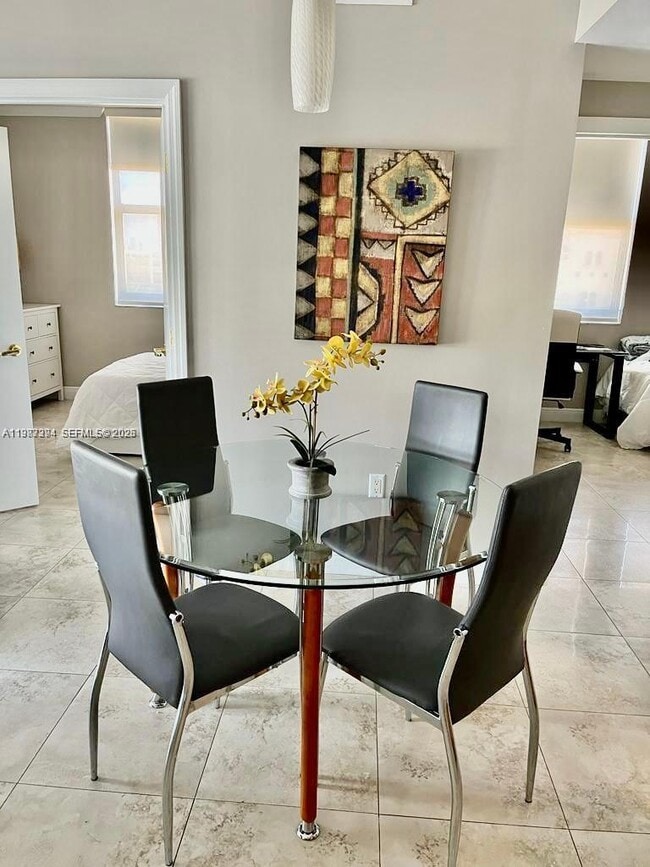 Photo - 4100 Salzedo St Unidad 503