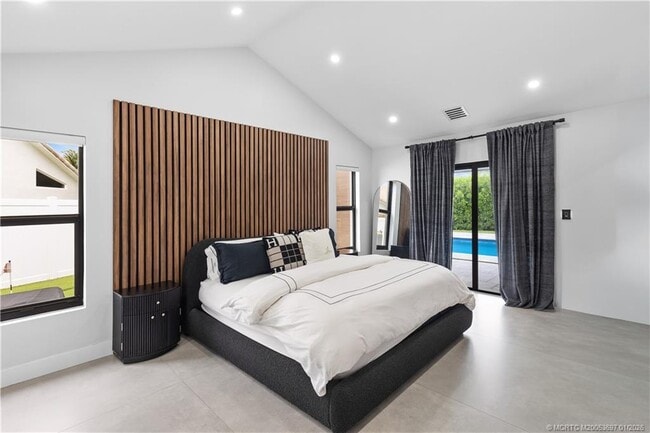 Photo - 5143 Deerhurst Crescent Cir