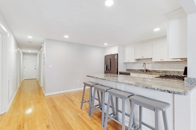 Photo - 91 Williams St Unit 91