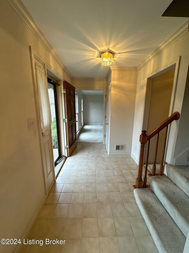 10985 Eagles Cove Dr House House Rental in Louisville, KY