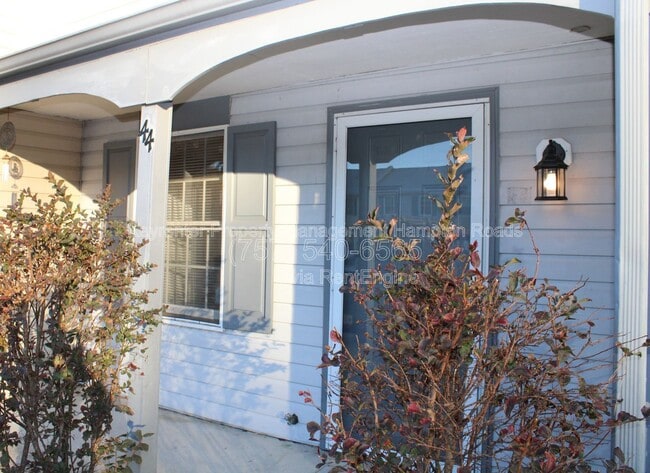 Photo - 44 Lucinda Ct