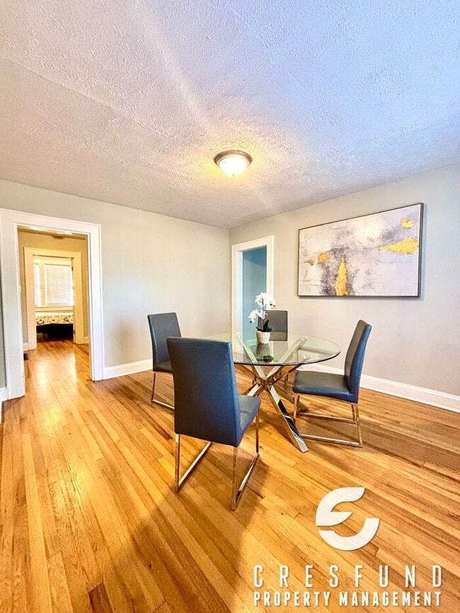 Photo - Charming 3 Bedroom 2 Bath Cottage style