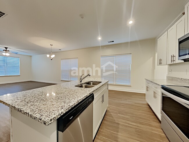 Photo - 5206 Tupelo St