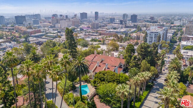 Photo - 1979 Grace Ave Condo Unit 3