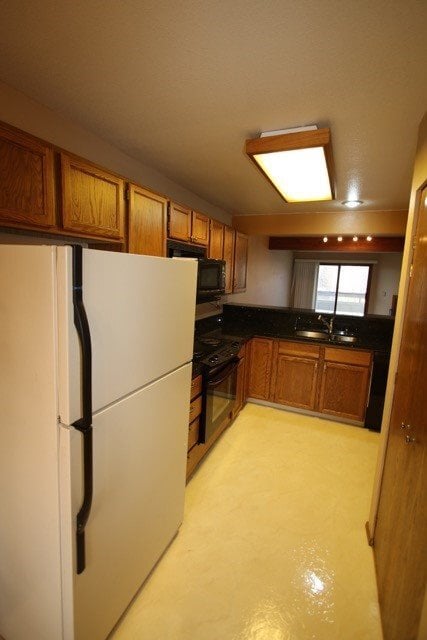 Photo - 2 Bedroom Condo on a Lake!