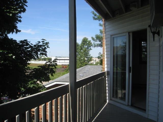 Nice balcony - 4312 W Shamrock Ln Unit 2G