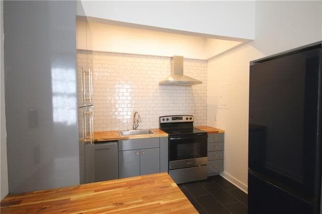 Photo - 1701 Prytania St