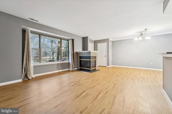 Photo - 606 Oswego Ct