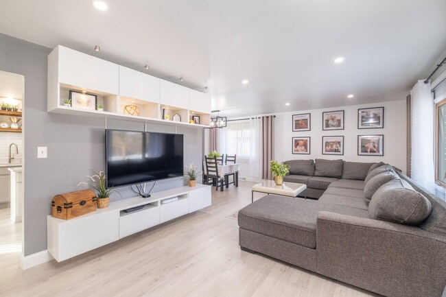 Photo - 5621 S 22nd St