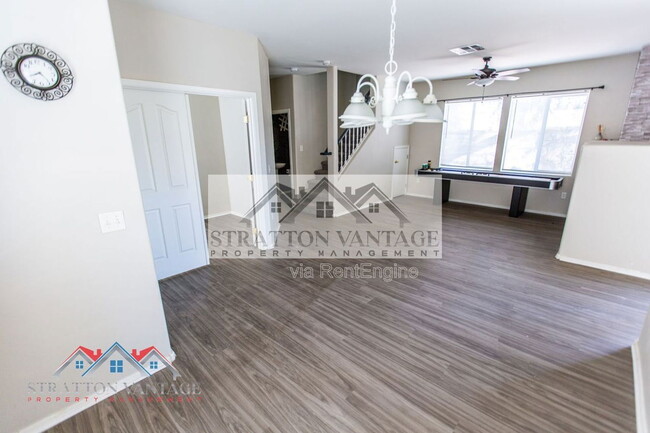 Photo - 2185 N Mosley Dr