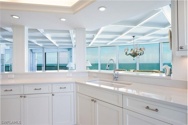 Building Photo - 4651 Gulf Shore Blvd N Unit 504