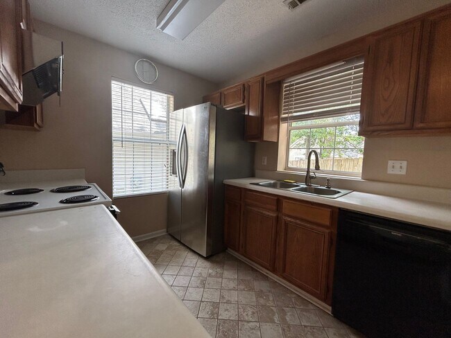 Photo - 413 Sherrels Ford