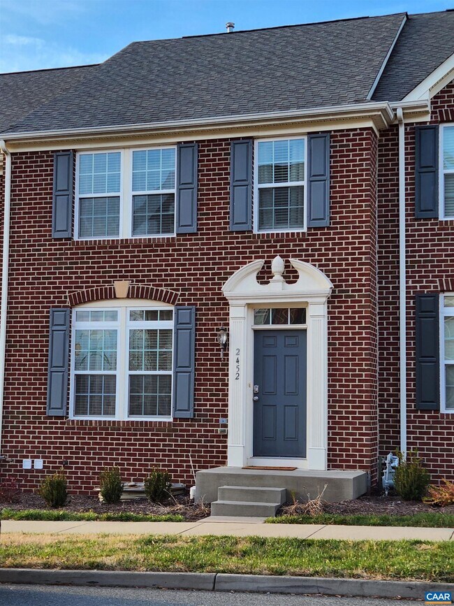 Photo - 2452 Abington Dr