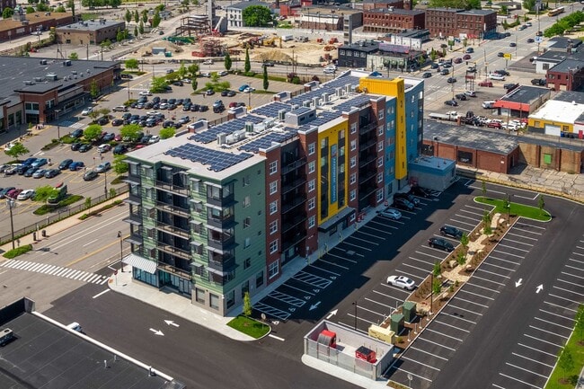 Photo - 409 Elm St Unit 519