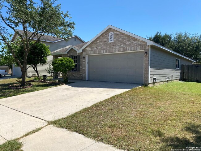 Photo - 16407 Runaway Crown