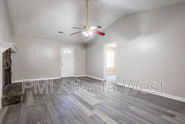 Photo - 5795 Williamsburg Trce