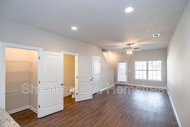 Photo - 1204 Joiner Cir Unit 1204