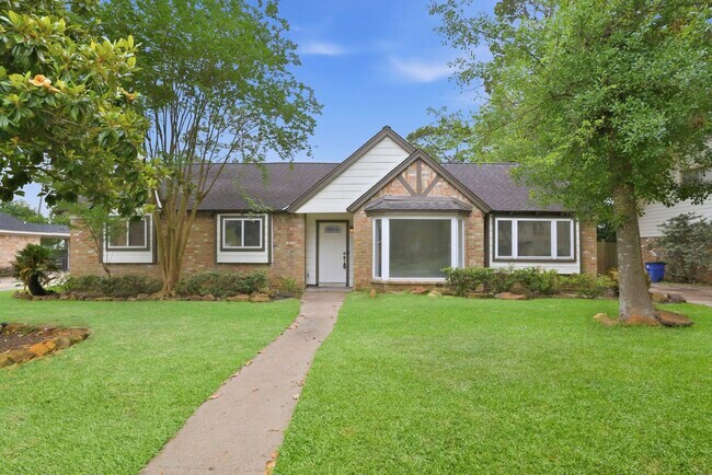 Photo - 15215 Parkville Dr