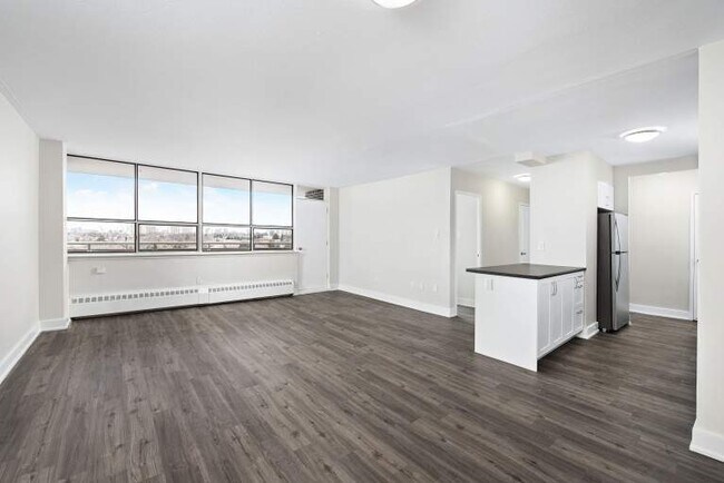 Photo - Dehaviland Court