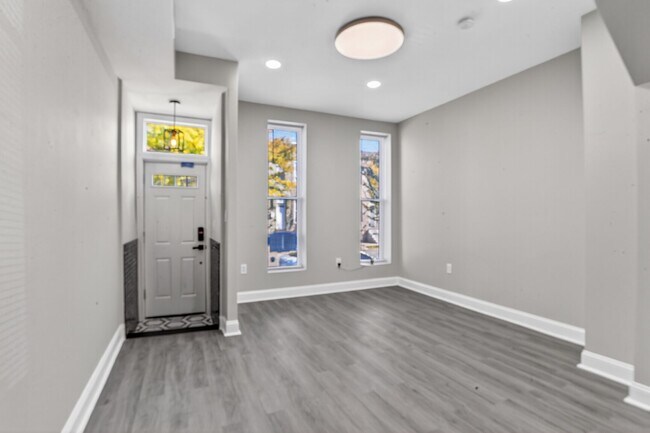 Photo - 1108 S Carey St