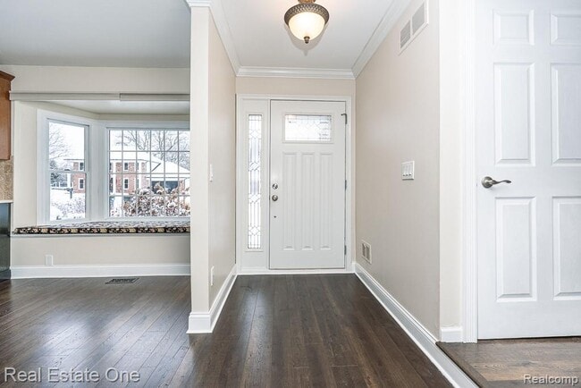 Photo - 732 Rutgers Rd