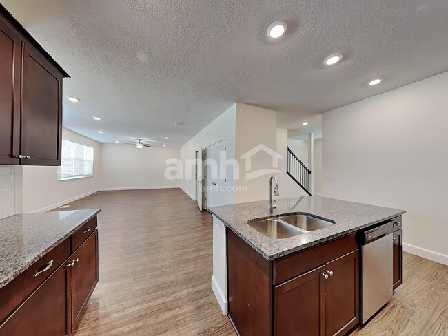 Photo - 2325 S Wild Horse Way