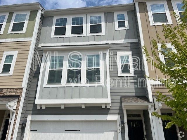 Building Photo - 1105 Commack Dr Rental