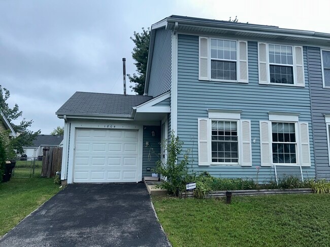 Building Photo - 1804 DeForest Ln
