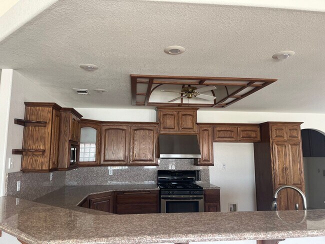 Photo - Lake front 3 bed 2 bth home in Helendale!