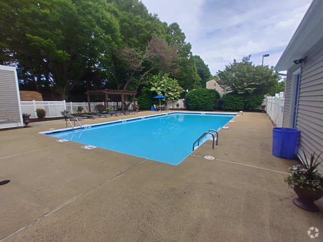 Building Photo - 600 Reusens Rd Unit K115 Rental