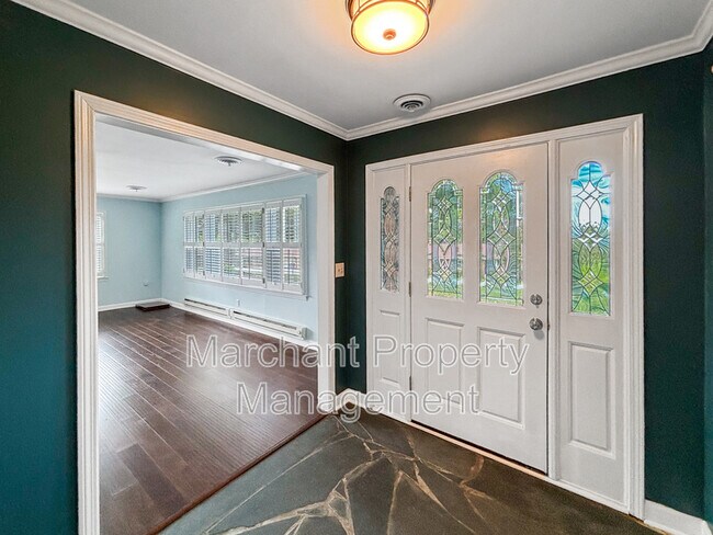 Photo - 809 Butler Springs Rd