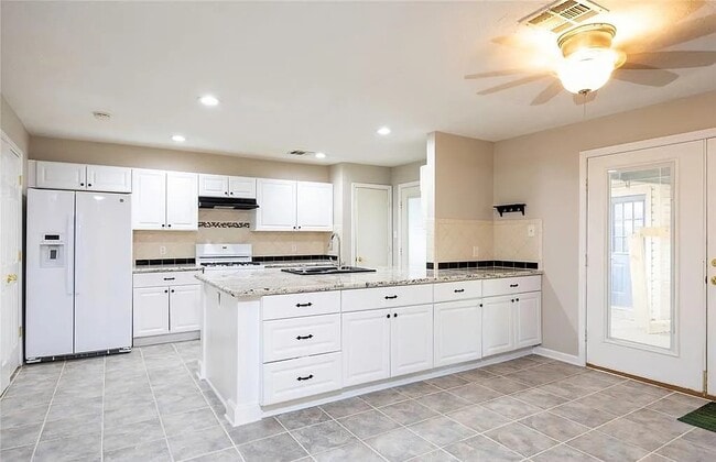 Photo - 7019 Bent Branch Dr