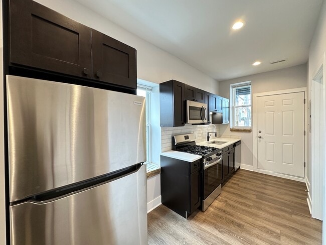 Photo - 4411 N Kimball Ave Unit 4