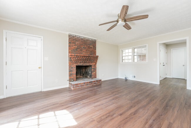 Photo - 4136 Moore Rd