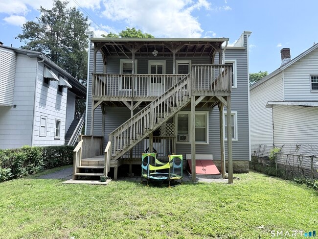 Photo - 87 Maltby St