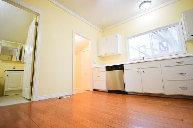 Photo - Charming 2 Bedroom House in North Portland