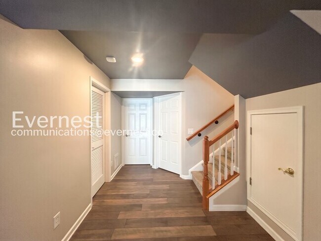 7703 Porter House Dr