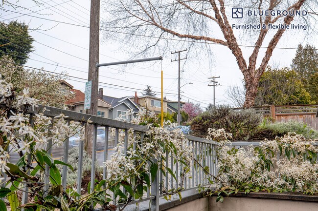 Photo - 3920 Stone Way N Unit FL3-ID563